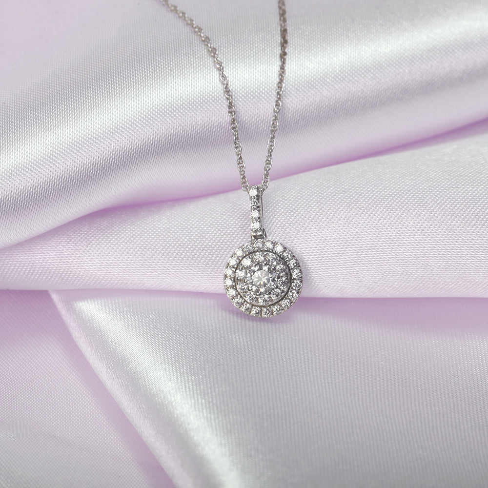 Ethereal Round Diamond Pendant