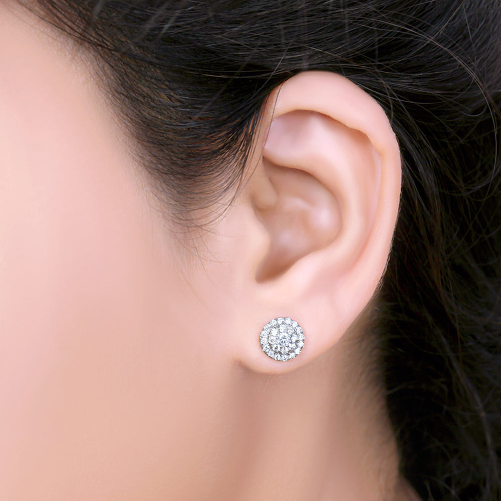 Attractive Round Diamond Stud Earrings